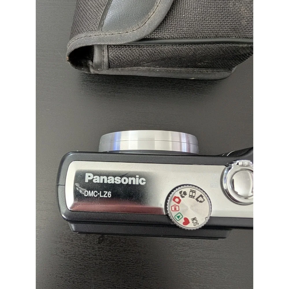 Panasonic Lumix DMC-LZ6 Digital Camera 7.2 MP 6x Optical Zoom With Case